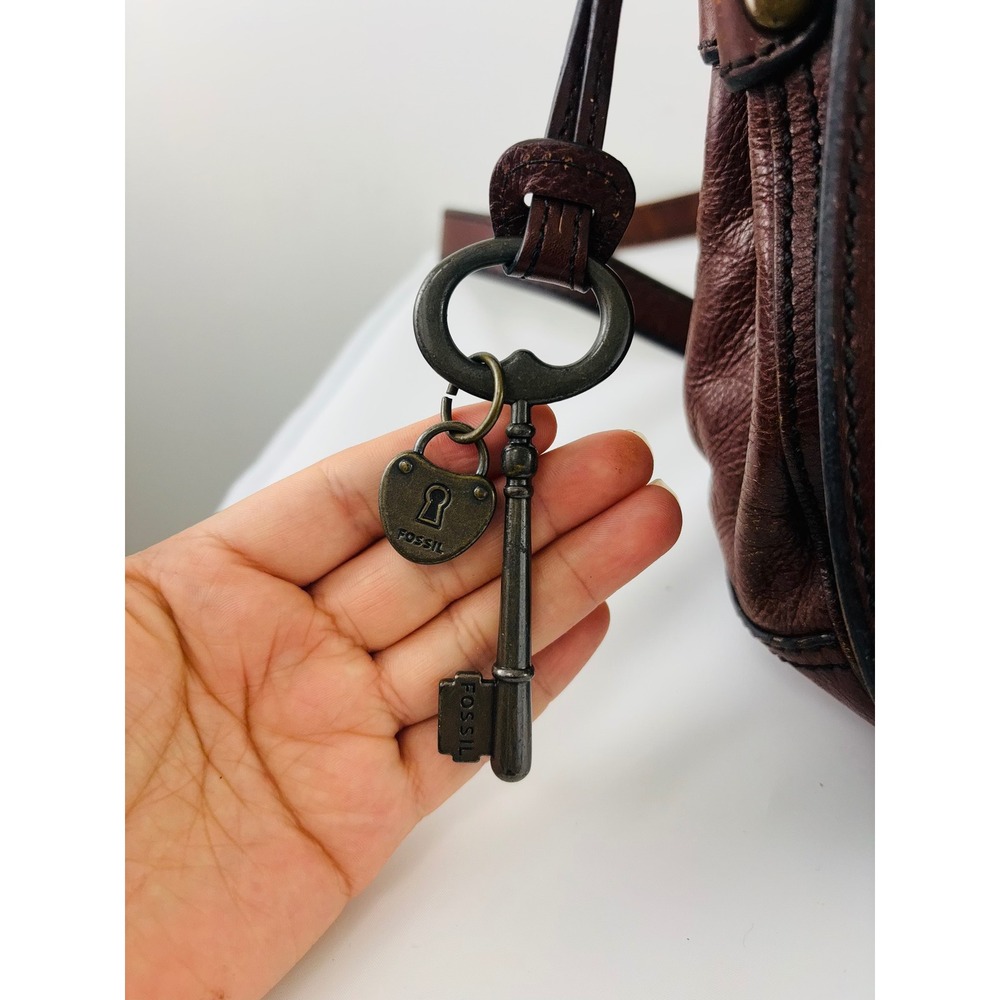 Fossil Reissue Saddle Flap Brown Leather Mixed Media Chevron Crossbody Bag Key - Picture 3 of 13